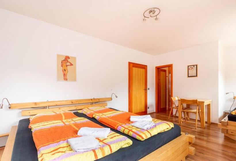 스탠다드 트리플 룸, Ubytování Bezchlebovi