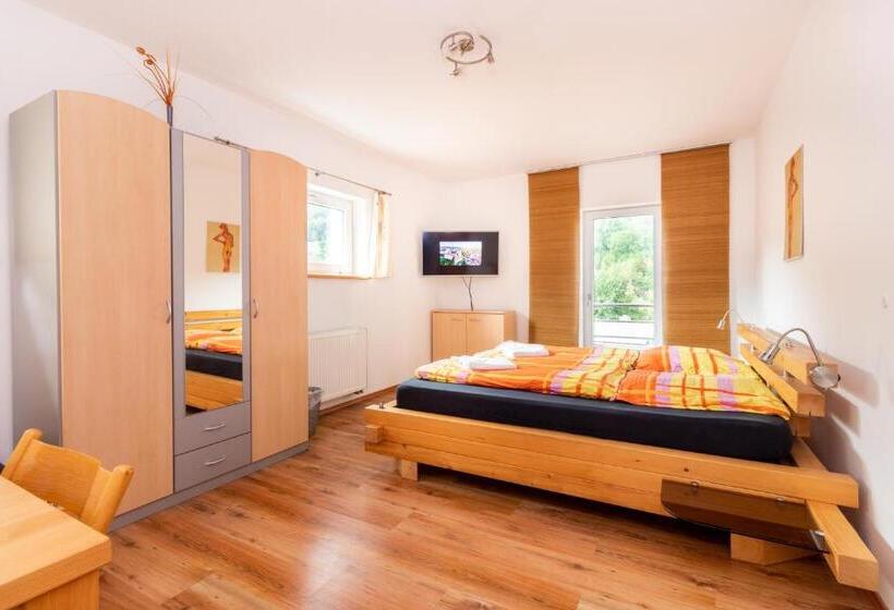 스탠다드 트리플 룸, Ubytování Bezchlebovi