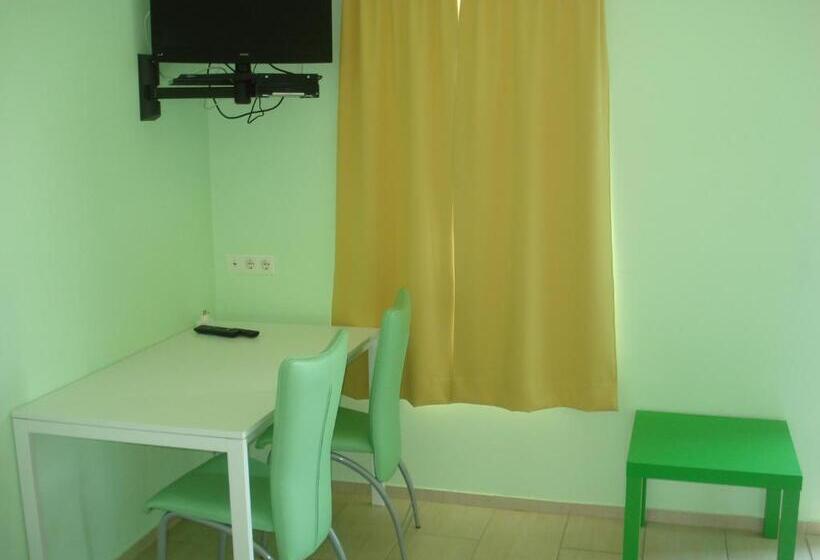 اتاق استاندارد, Vinland Guesthouse