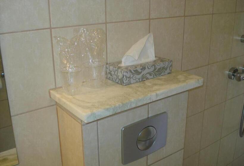 اتاق استاندارد, Vinland Guesthouse