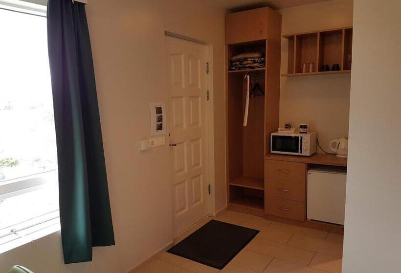 اتاق استاندارد, Vinland Guesthouse