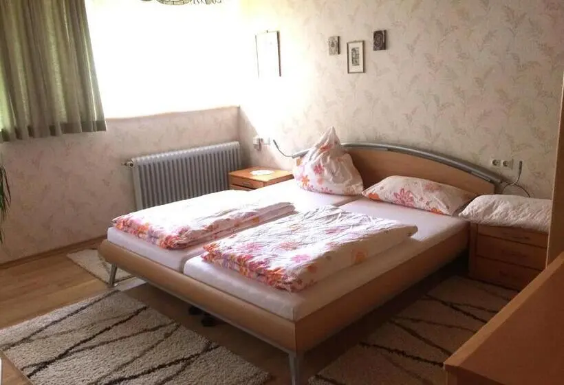 スイート, Pension Silberdistel