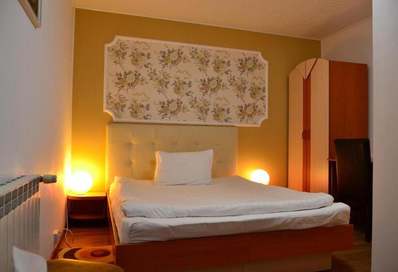 חדר סטנדרט, Pensiunea Alexander