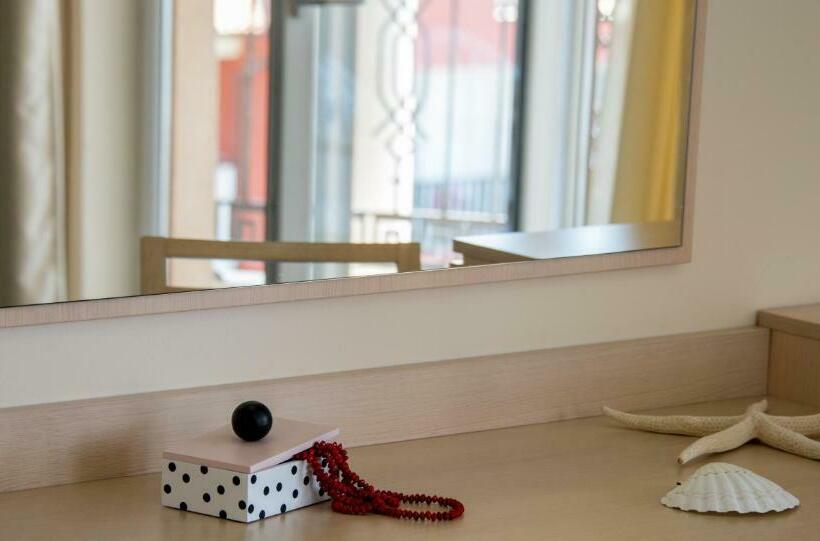 סוויטה, Apart Hotel Apolonia Palace