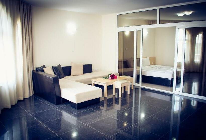 סוויטה, Apart Hotel Apolonia Palace