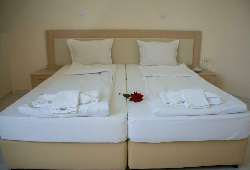 带2个卧室的公寓, Apart Hotel Apolonia Palace