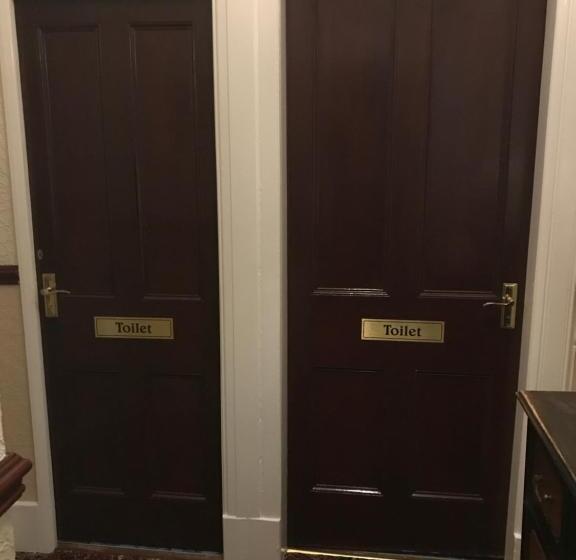 バスルーム共有のシングルスタンダード, Cornerways Guest House