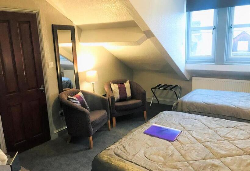 スタンダードルーム, Cornerways Guest House