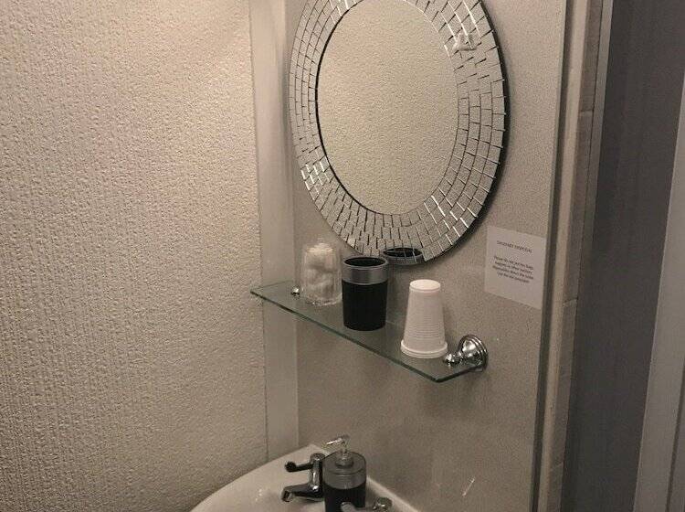 اتاق سوپریور, Cornerways Guest House