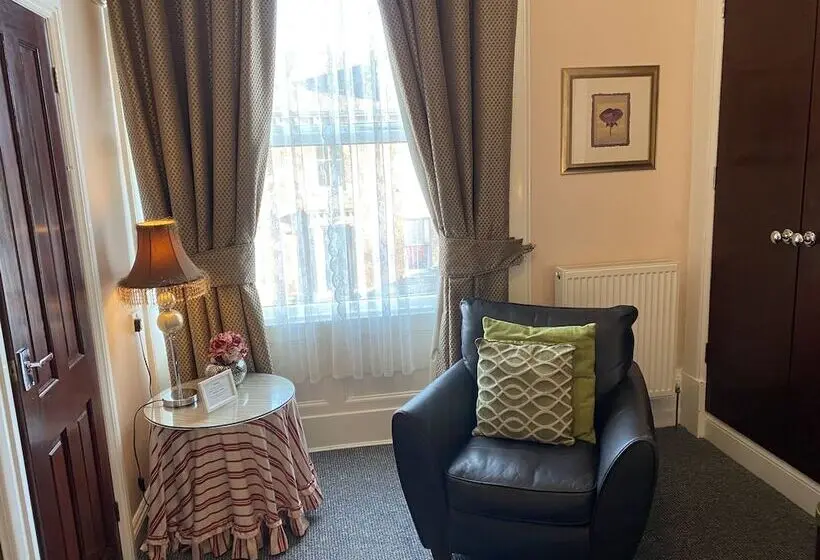 Superior Yhden Hengen Huone, Cornerways Guest House