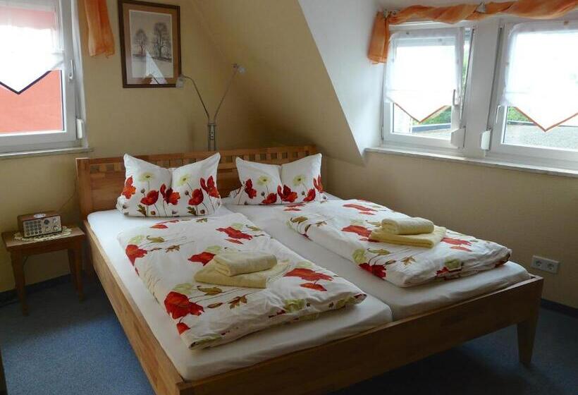 Aile Dairesi, Gästehaus Eberlein