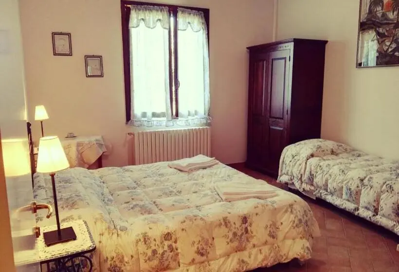 Standard Kolmen Hengen Huone, Il Casolare Di Leonardo