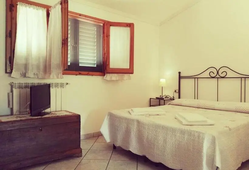 Standard Yhden Hengen Huone, Il Casolare Di Leonardo
