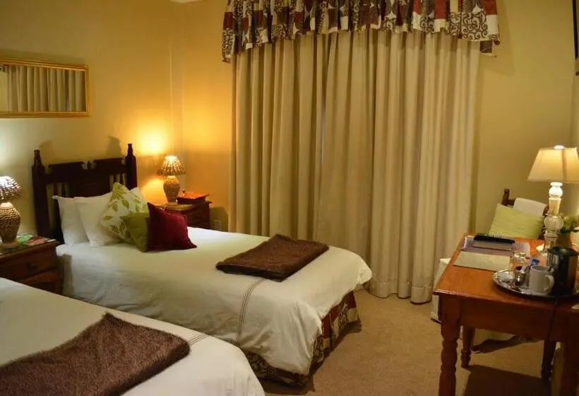 اتاق استاندارد, Le Chateau Guest House And Conference Centre