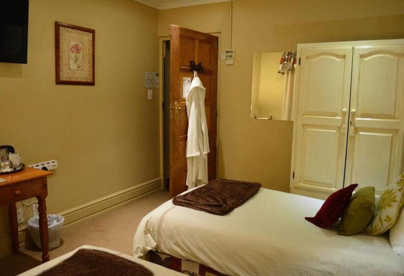 スタンダードルーム, Le Chateau Guest House And Conference Centre