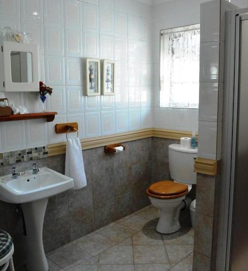 エクゼクティブルーム, Le Chateau Guest House And Conference Centre