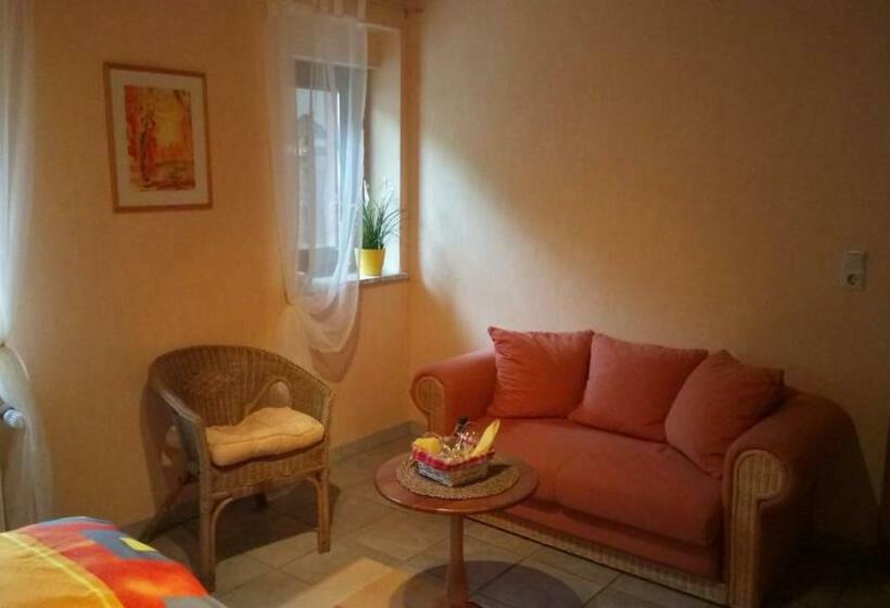 غرفة قياسية, Martinas Gästehaus