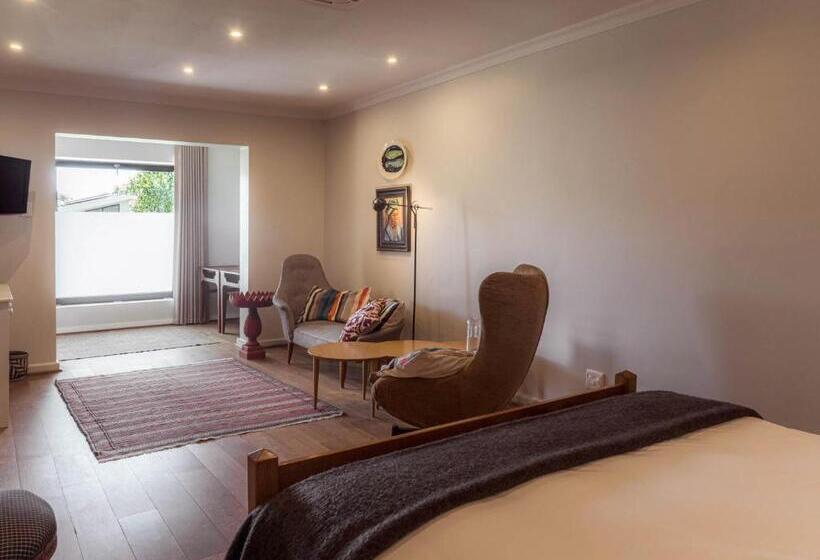 اتاق لوکس با چشم‌انداز باغ, Schulphoek Seafront House