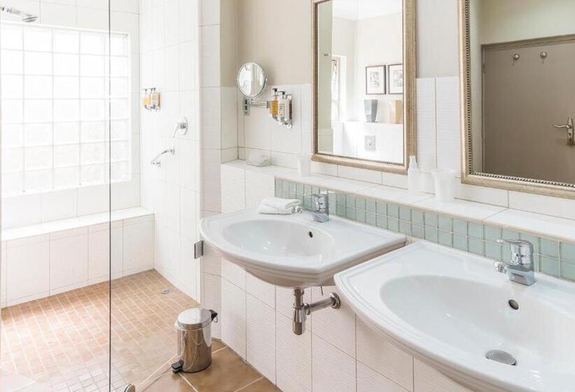 اتاق استاندارد با چشم‌انداز باغ, Schulphoek Seafront House