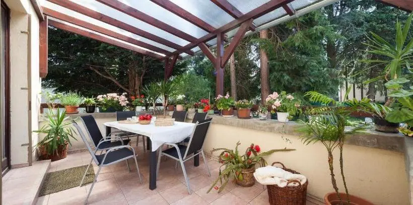 اتاق استاندارد چهار تخته, Villa Cecile