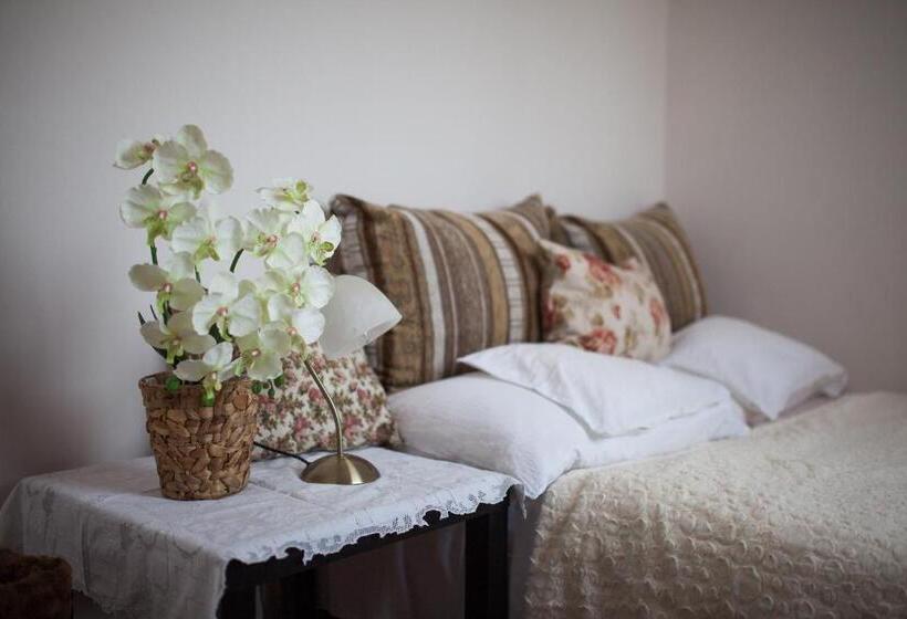 スタンダード４人部屋, Villa Cecile