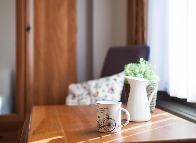 スタンダード４人部屋, Villa Cecile