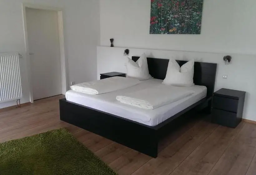 バルコニー付スイート, Zum Rebhang Bed & Breakfast