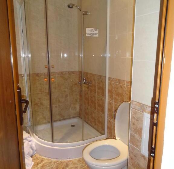 آپارتمان 2 خوابه, Triumph Holiday Village