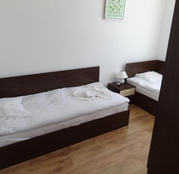 带2个卧室的别墅, Triumph Holiday Village