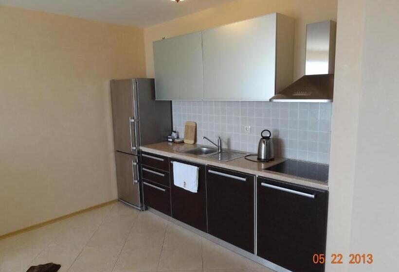 דירת פנטהאוז 1 חדרי שינה, Triumph Holiday Village