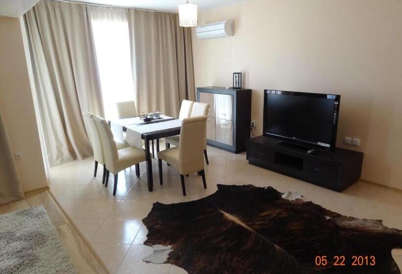 带1个卧室的顶楼公寓, Triumph Holiday Village