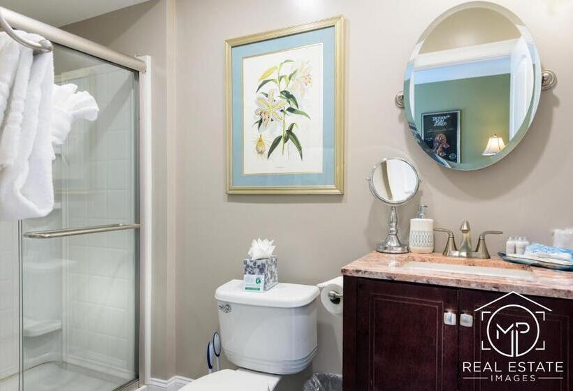 غرفة سوبيريور سرير كينج, Bouchard Restaurant & Inn