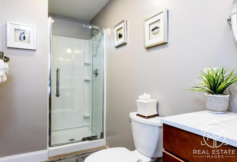 غرفة ديلوكس سرير كينج, Bouchard Restaurant & Inn