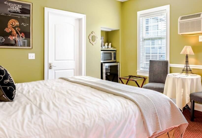 غرفة قياسية, Bouchard Restaurant & Inn