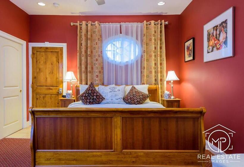 غرفة ديلوكس سرير كينج, Bouchard Restaurant & Inn