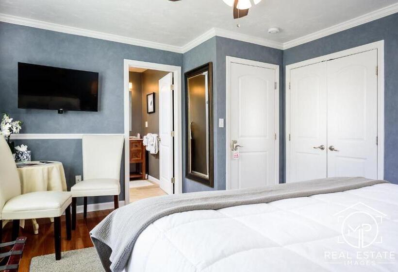 غرفة ديلوكس سرير كينج, Bouchard Restaurant & Inn