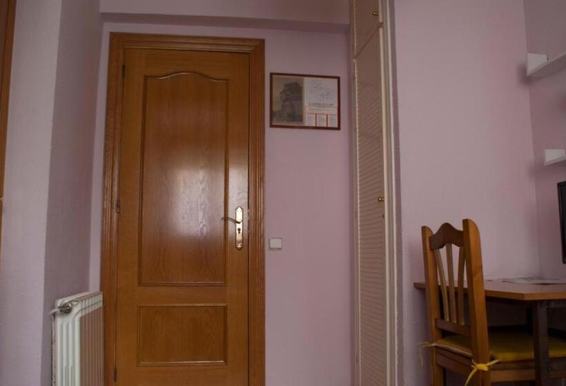 اتاق استاندارد یک نفره, Posada Tintes