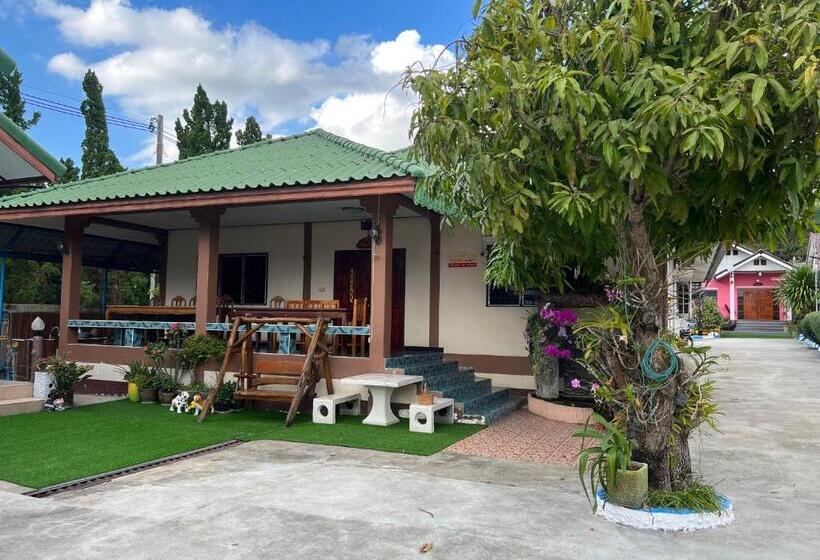 וילה בת חדר שינה 1, Tassana House