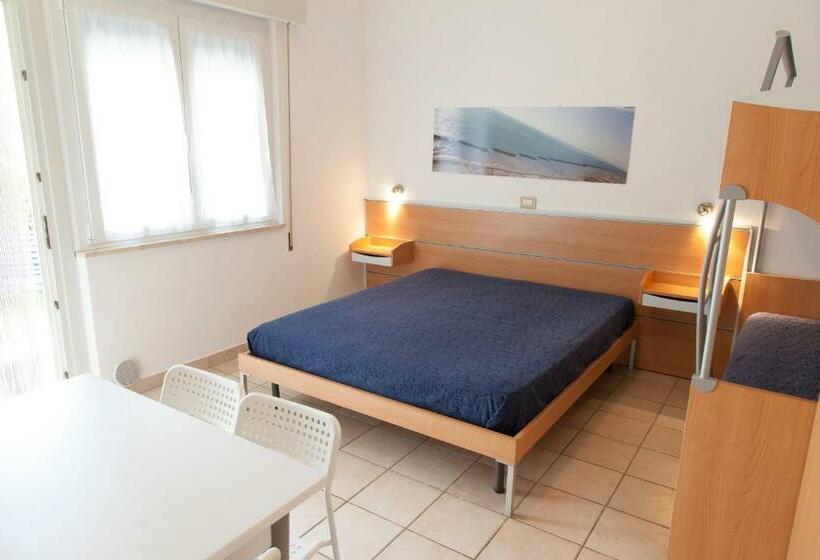 스탠다드 방갈로, Residence Casabianca