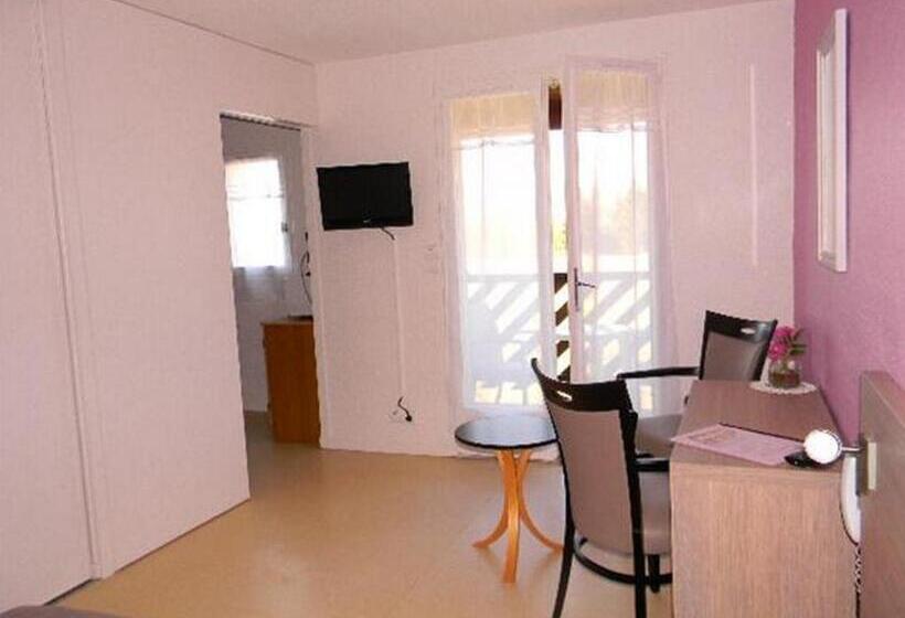 スタンダードスタジオ, Résidence Hôtelière Hélios