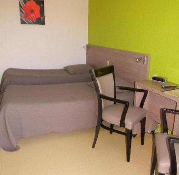 スタンダードスタジオ, Résidence Hôtelière Hélios