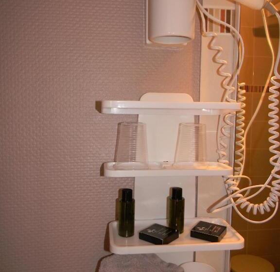 スタンダードスタジオ, Résidence Hôtelière Hélios