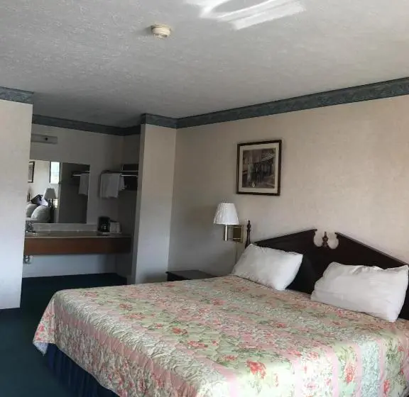 キングサイズベッドのスタンダードルーム, Americas Inn Bardstown