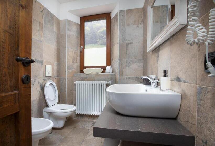 标准间, Agriturismo Le Radici