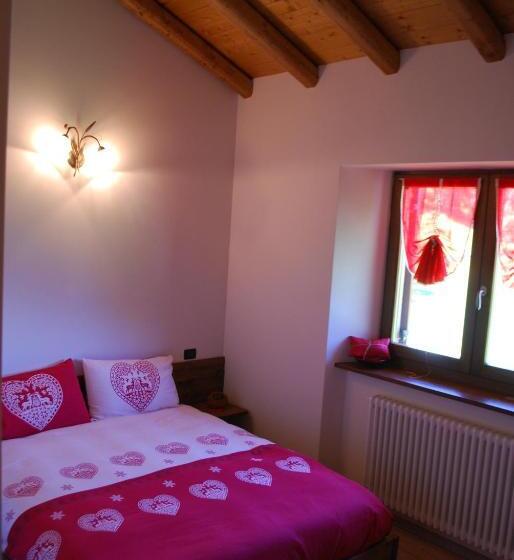 舒适三人间, Agriturismo Le Radici