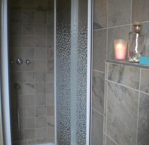 舒适三人间, Agriturismo Le Radici