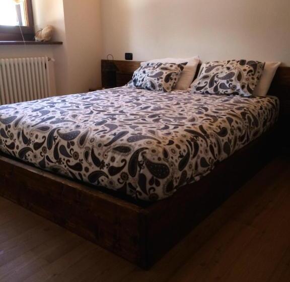 标准间, Agriturismo Le Radici