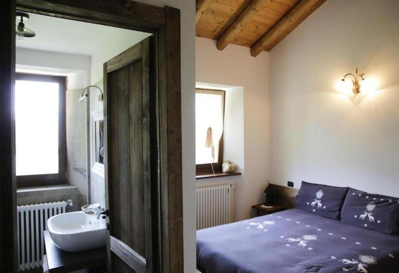 标准间, Agriturismo Le Radici