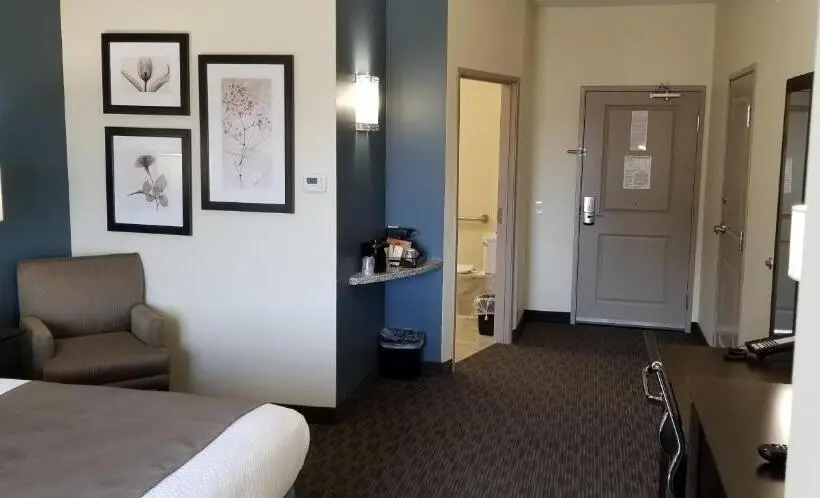 اتاق استاندارد با تخت بزرگ برای معلولان, Americinn By Wyndham Sioux Falls North