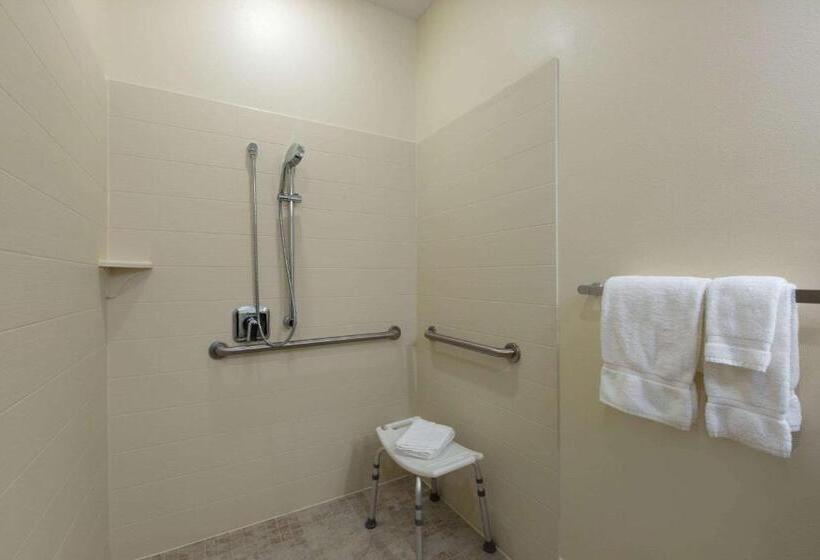 Номер Стандарт Кровать Кинг Адаптированный для Инвалидов, Americinn By Wyndham Sioux Falls North